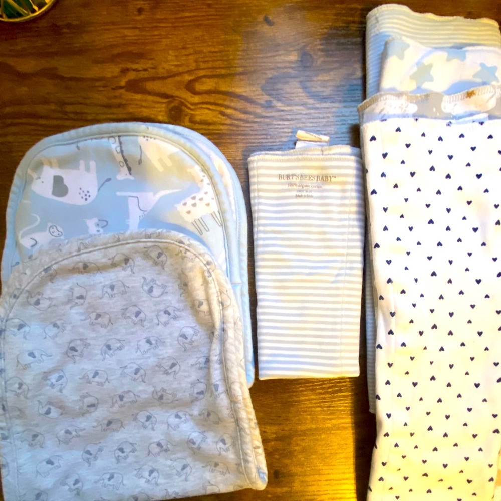 🔥 5/$30 🔥 Burp Cloths (7 total)